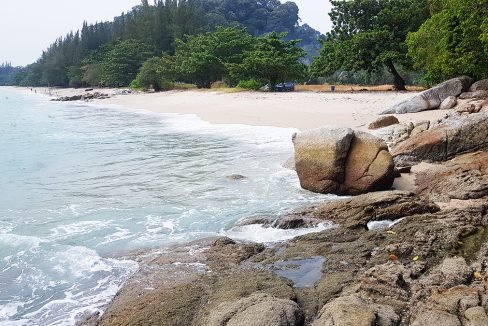 Teluk Senangin 60,000sf beautiful beach