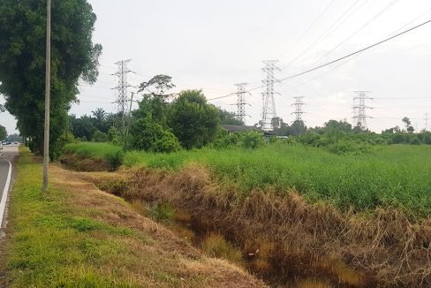 Muar 5 acres development land