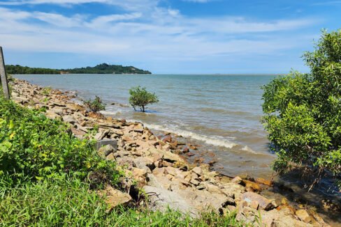 Batu Pahat prawn farm sea frontage